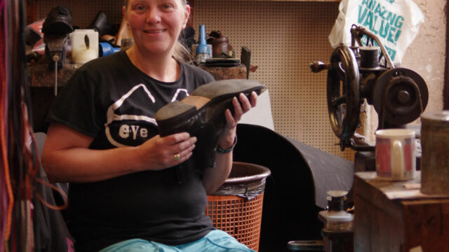 The Lady Cobbler by Johnny Bean / Beanphoto